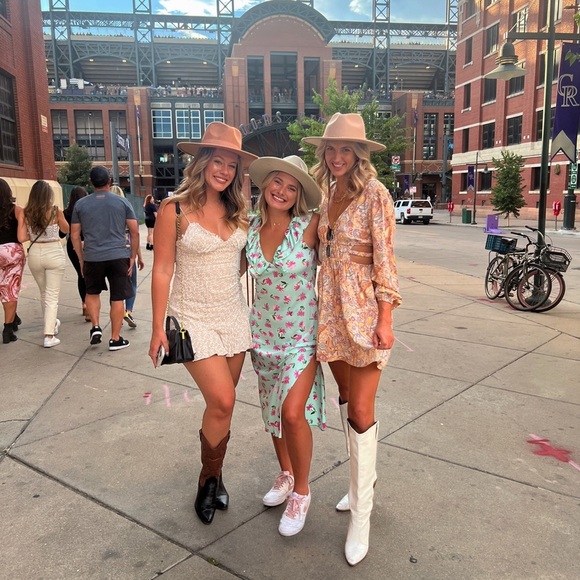 Zara Floral Satin Midi Dress Size M Tie Back, Summer, Trendy, blogger fave - Picture 6 of 8